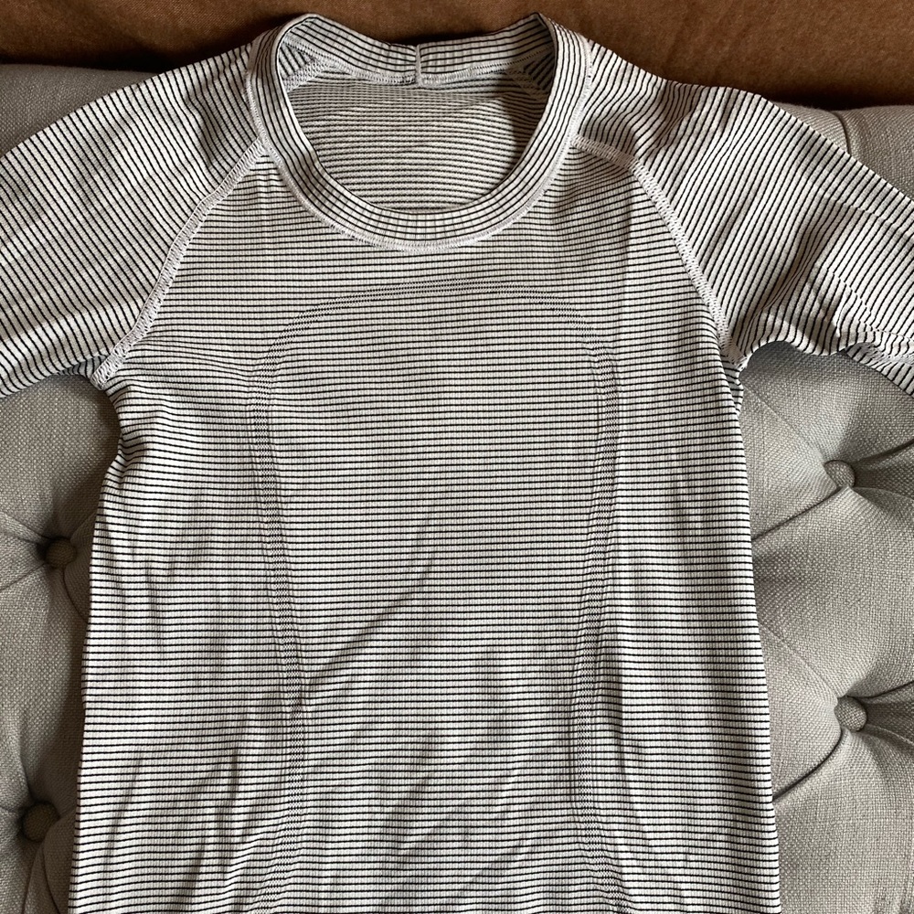 Lululemon Long Sleeve Workout Top
